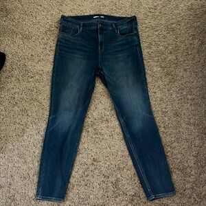 LIGHTLY WORN!! Rockstar Skinny Jeans!!